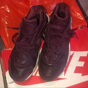 Nike Air Huarache Run Premium Shoes Night Maroon